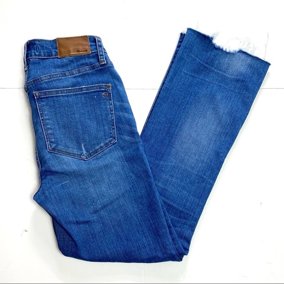 MADEWELL Cali Demi-Boot Jeans in Bronson Wash Button-Front Edition Style #J0512 - Picture 9 of 10